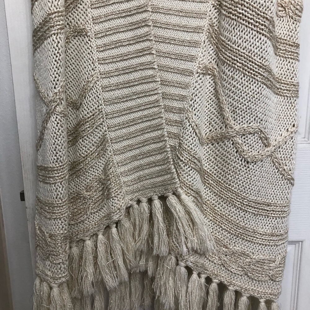 **NWOT CHICOS size 2 Cardigan Sweater - Picture 7 of 8